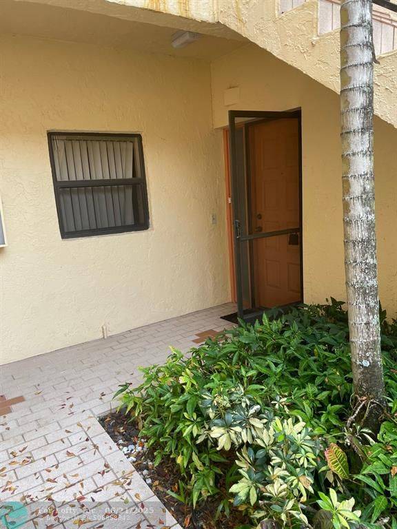 Coconut Creek, FL 33066,2836 S Carambola Circle  #19107