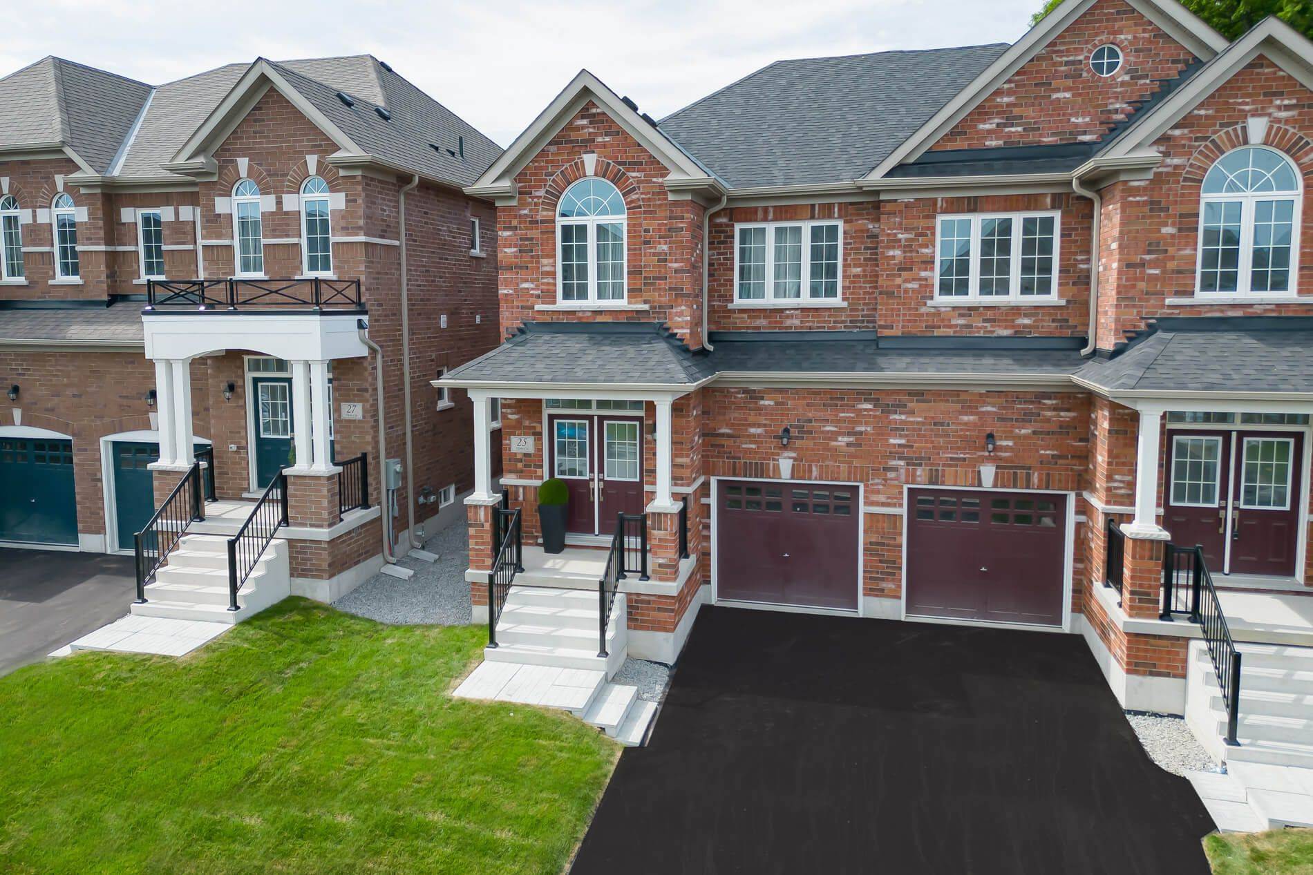 25 Virro CT, Vaughan, ON L4H 5G5