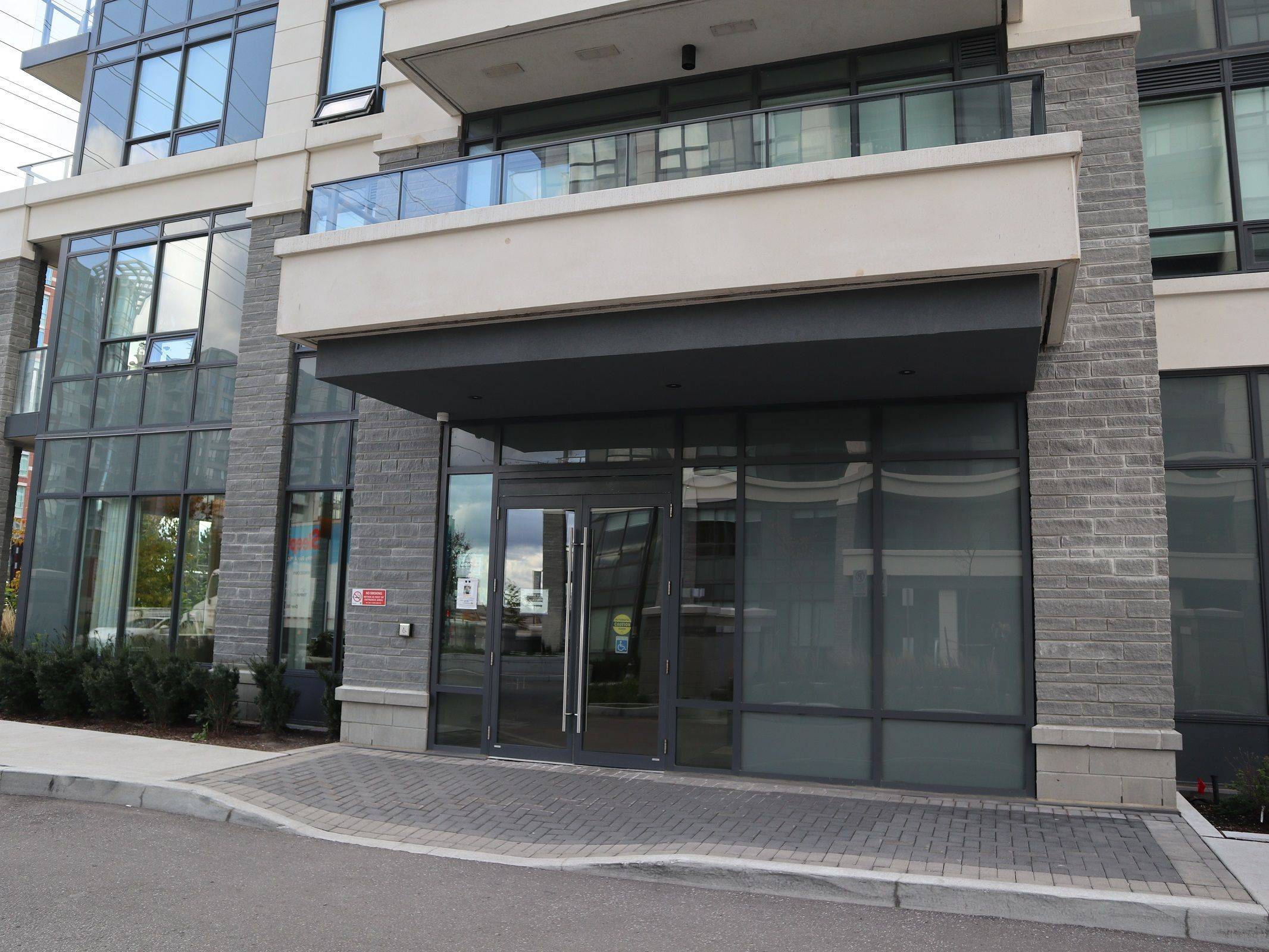 396 Highway 7 N/A E #RG2, Richmond Hill, ON L4B 0G7