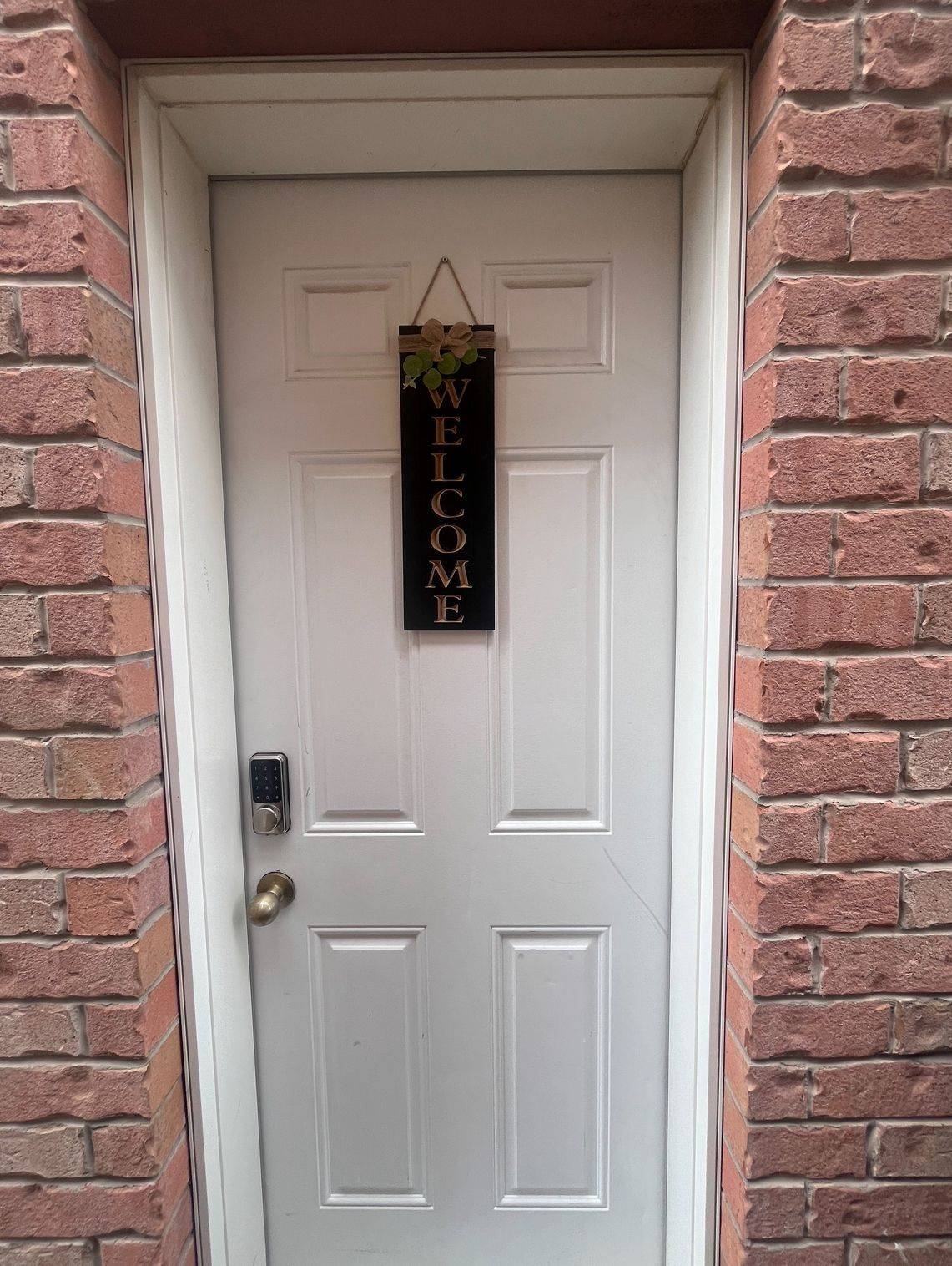 Brampton, ON L6P 3J9,52 Versailles CRES #Basement