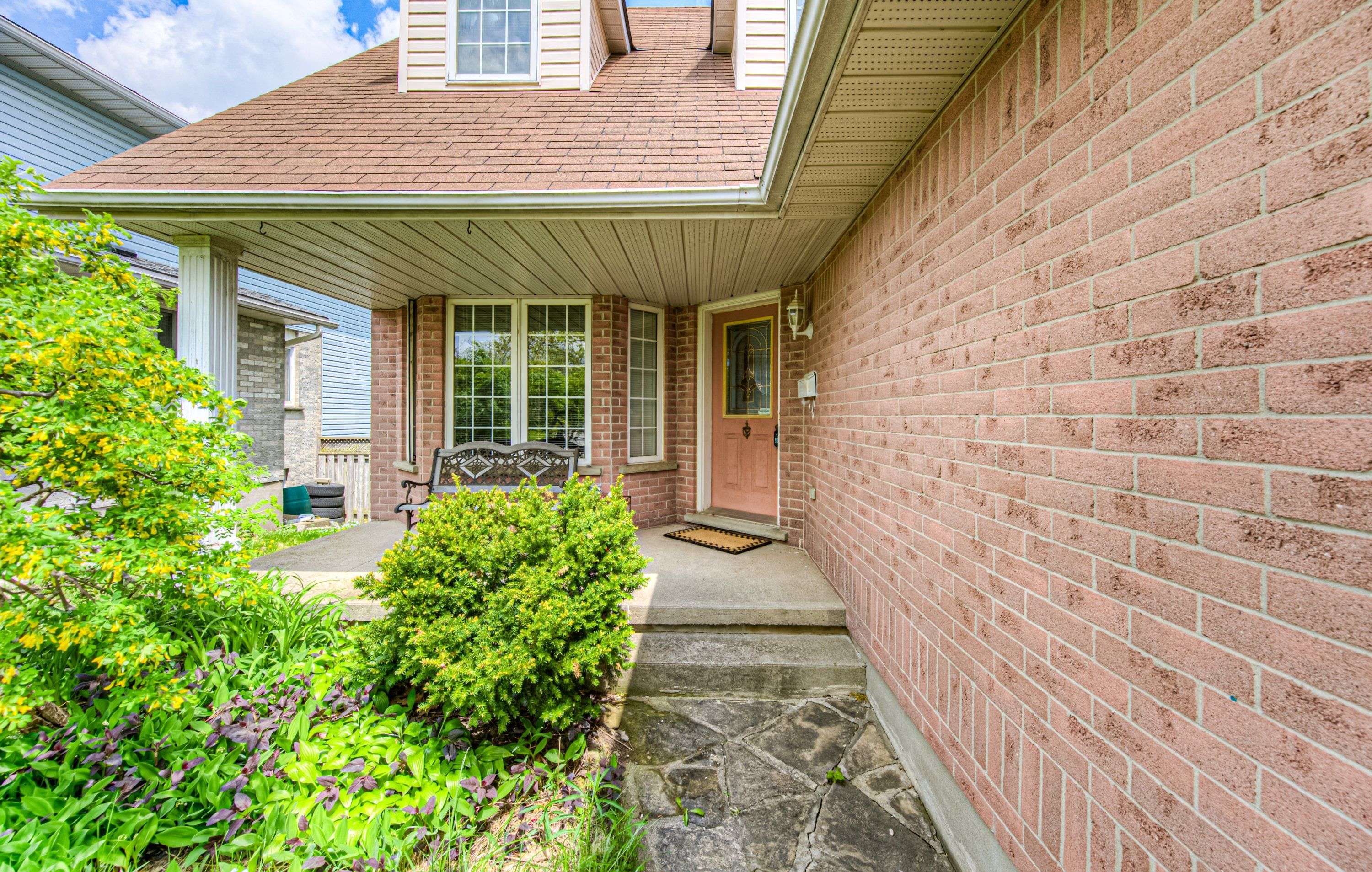 Waterloo, ON N2T 2P2,619 Westfield DR