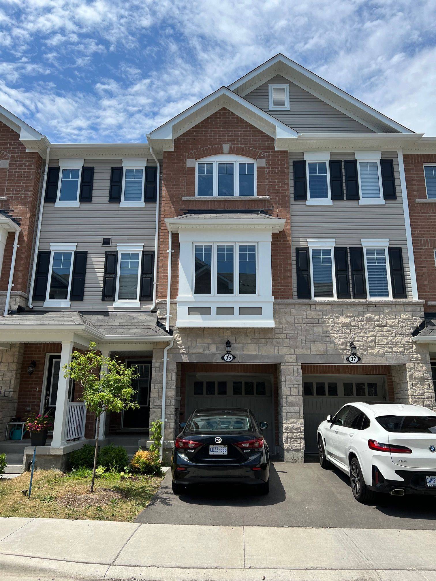 35 Rapids LN, Hamilton, ON L8K 0A3