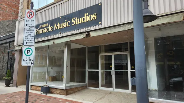 261 Front ST, Belleville, ON K8N 2Z6