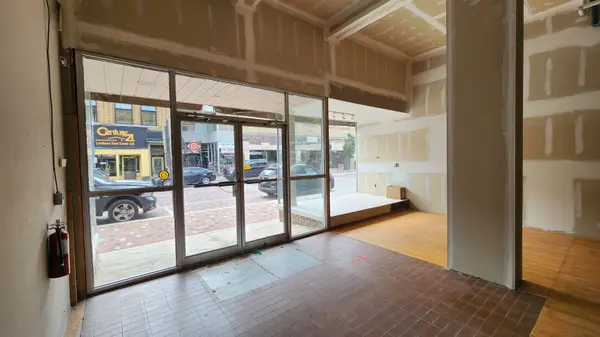 261 Front ST, Belleville, ON K8N 2Z6