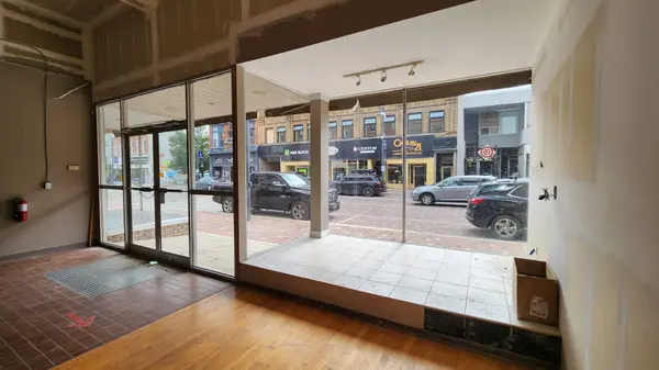 261 Front ST, Belleville, ON K8N 2Z6