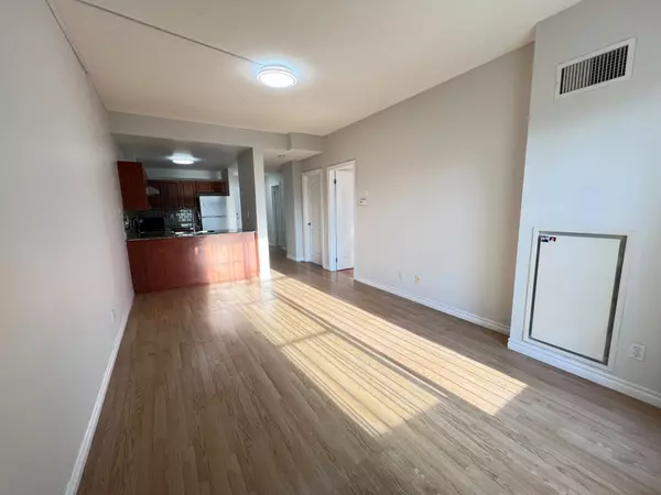 135 James ST S #403, Hamilton, ON L8P 2Z6