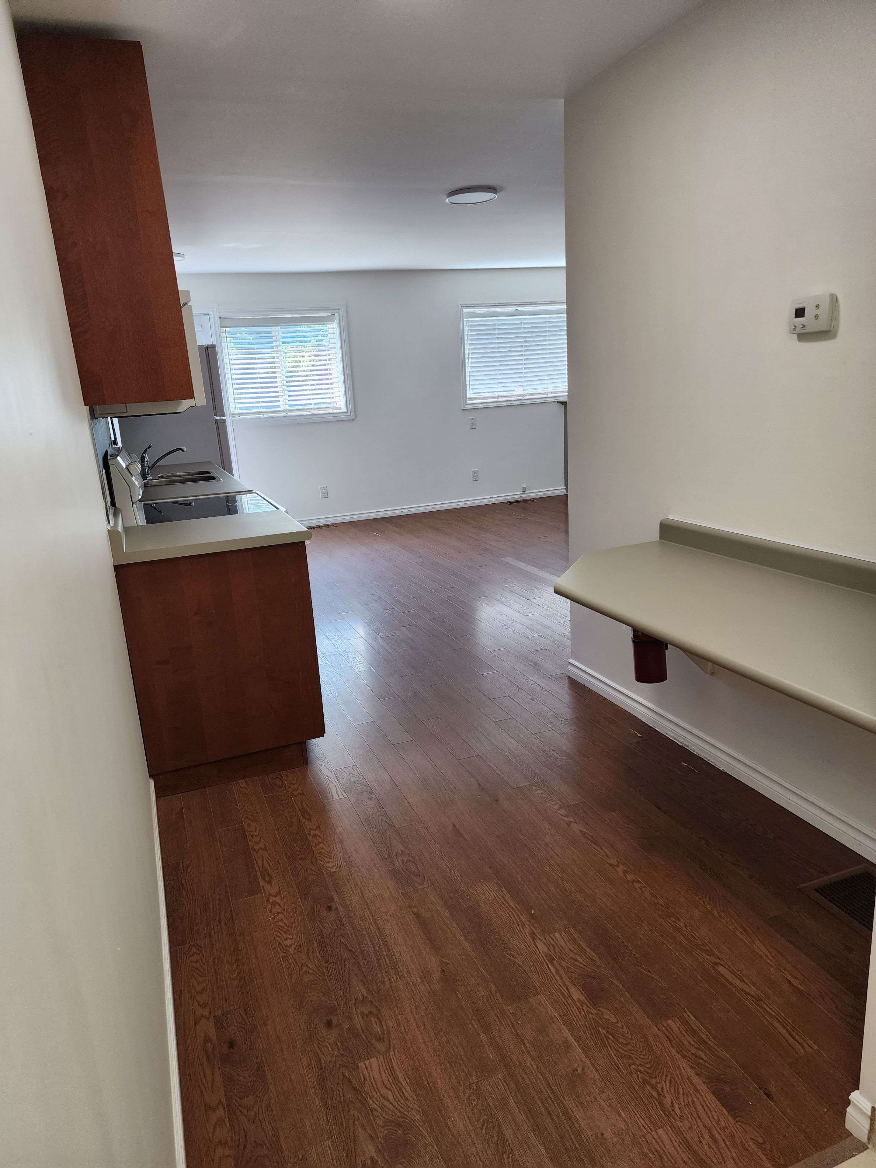 Milton, ON L9T 1S2,158 MILL ST #102