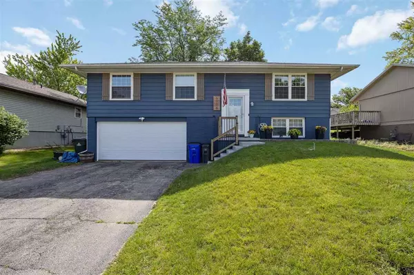 Cedar Rapids, IA 52402,6706 Boxwood Ln NE