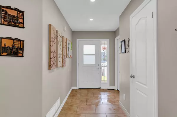 Woodstock, ON N4T 0E5,13 Ridgewood CT
