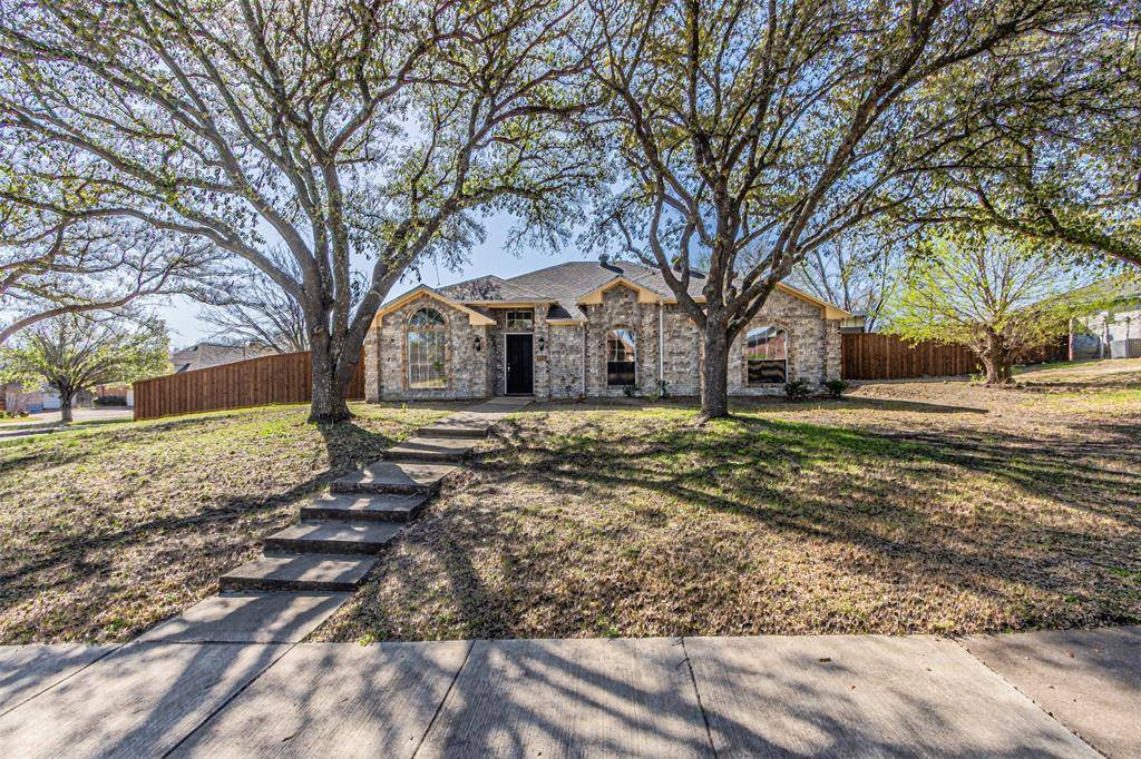 1930 Apache Trail, Mesquite, TX 75149