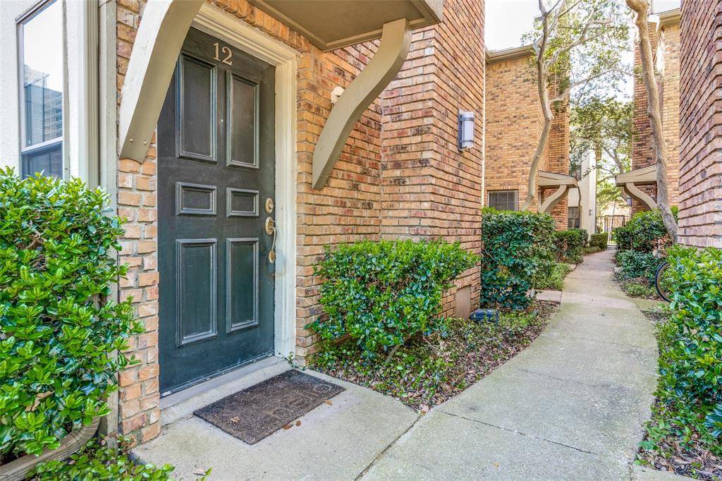 Dallas, TX 75214,6123 Oram Street #12