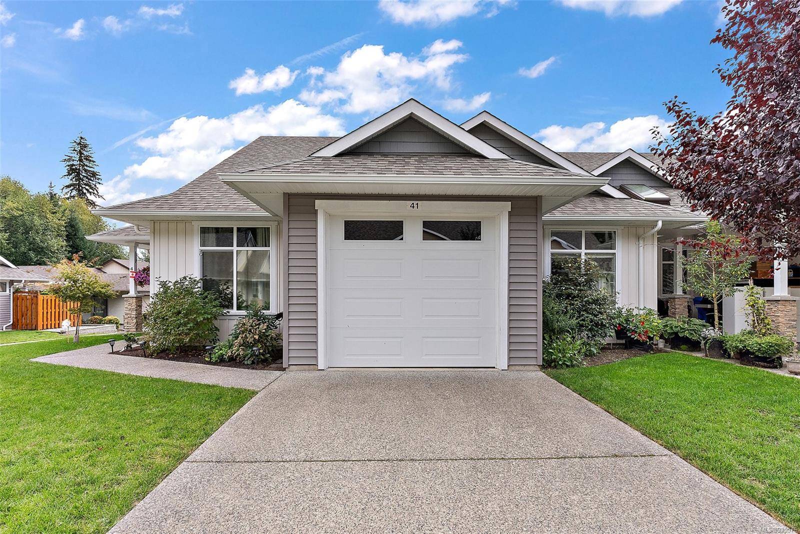 Lake Cowichan, BC V0R 2G1,300 Grosskleg Way #41