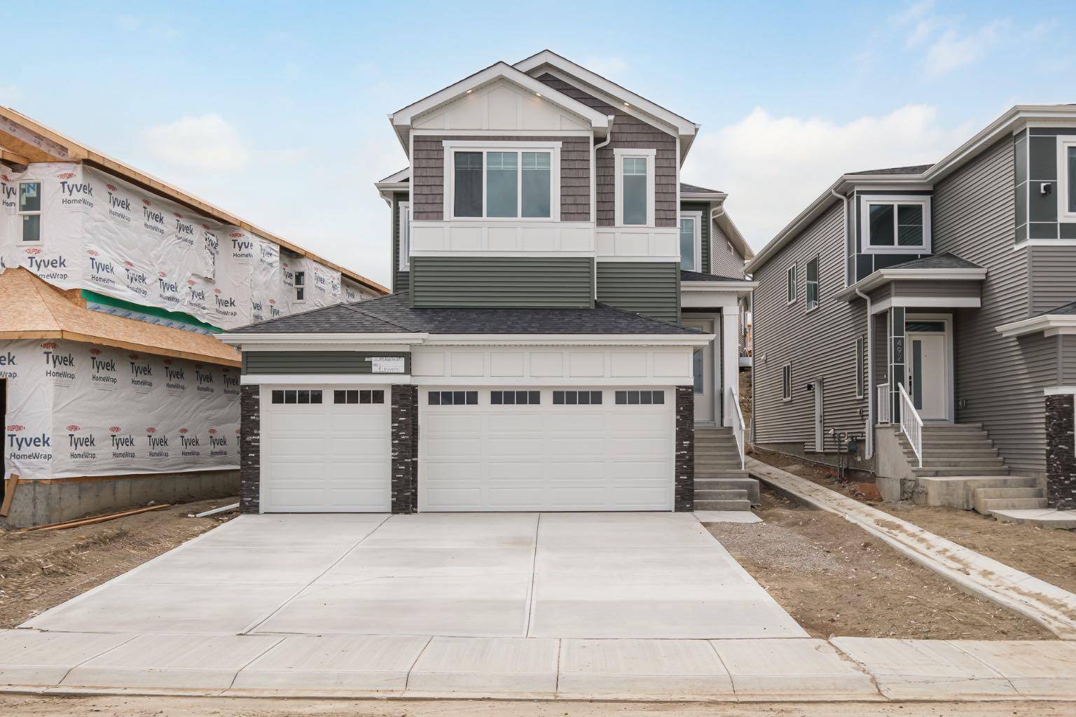 496 Rivercrest VW, Cochrane, AB T4C 2W9
