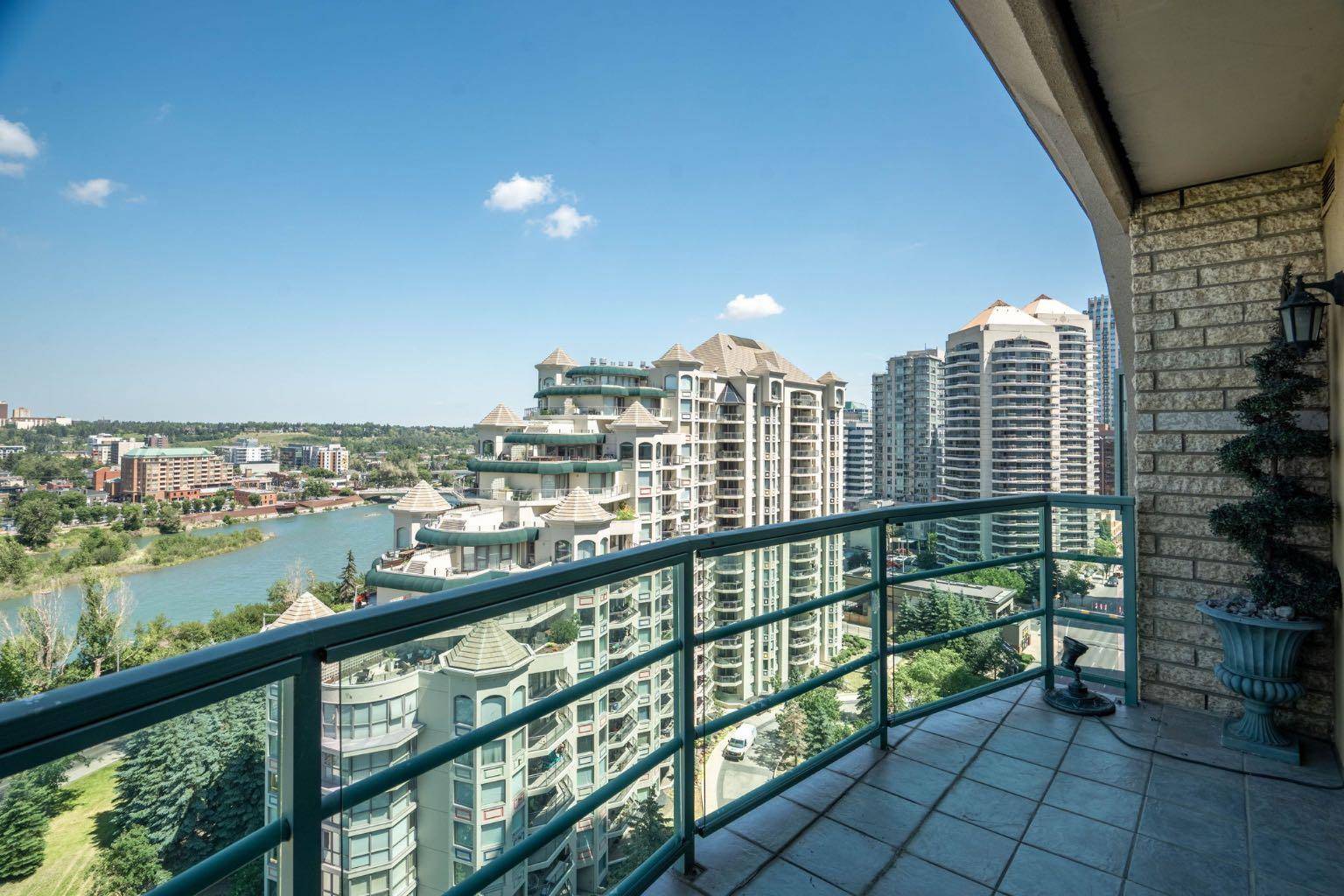 Calgary, AB T2P 5J4,1121 6 AVE Southwest #1402