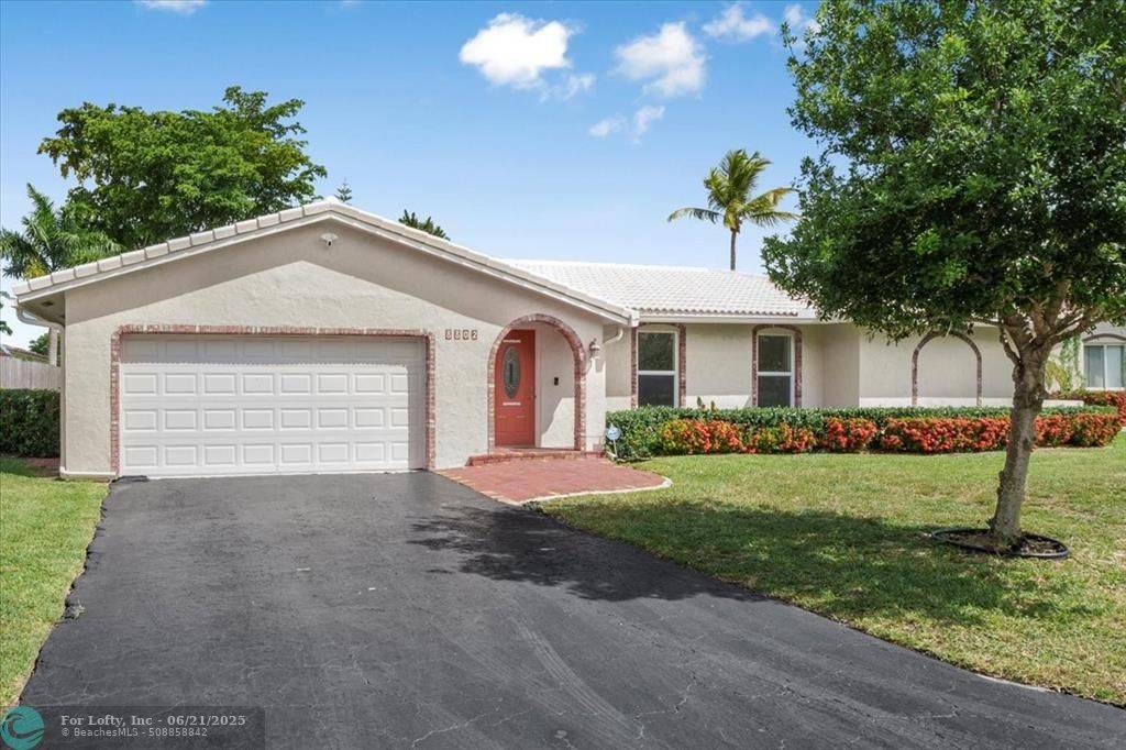 8802 NW 20th Mnr, Coral Springs, FL 33071