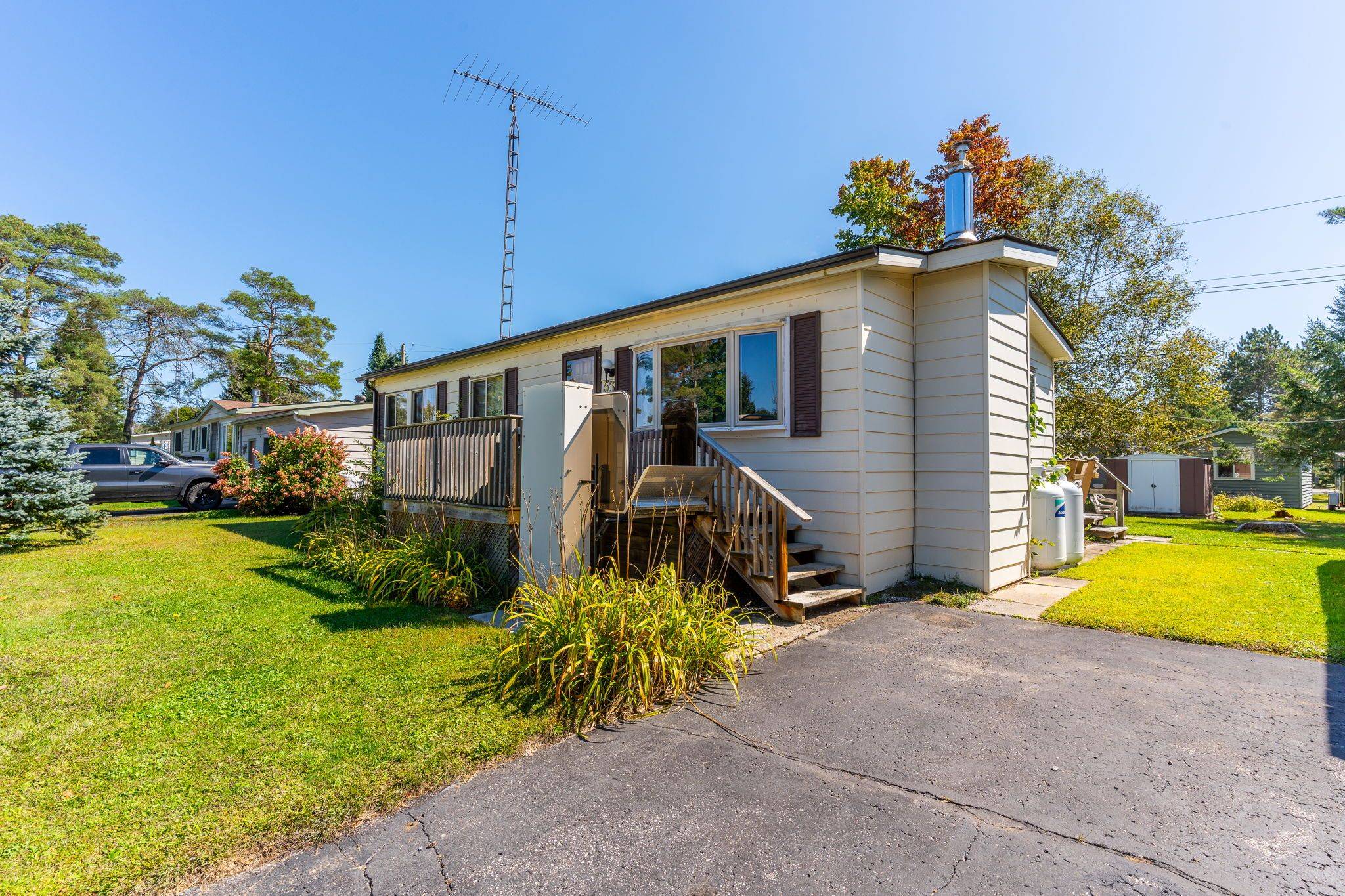 1034 EIGHTH LN, Minden Hills, ON K0M 2K0