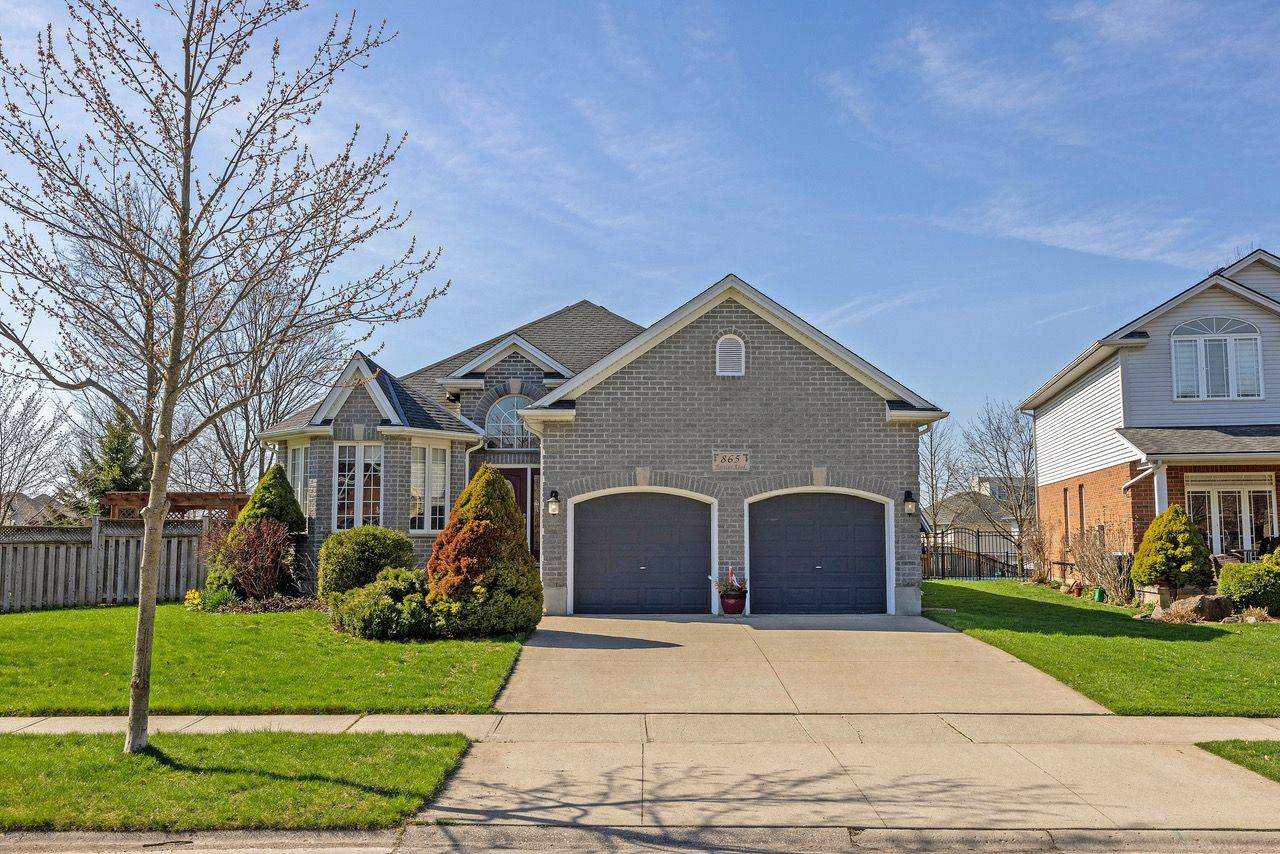 865 Barclay RD, London South, ON N6K 4K6