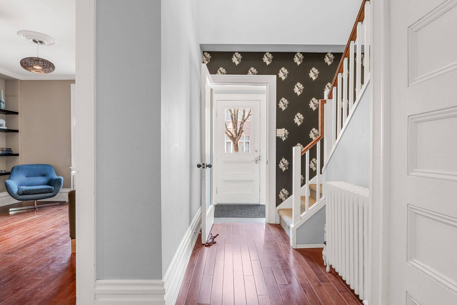 New Edinburgh - Lindenlea, ON K1M 1T5,124 Keefer ST