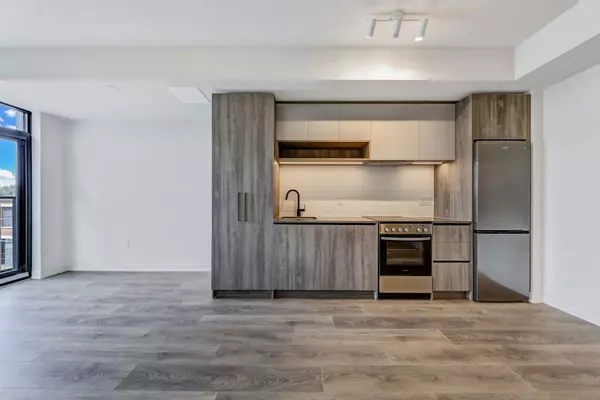 Toronto C01, ON M6R 2B2,181 Sterling RD #408
