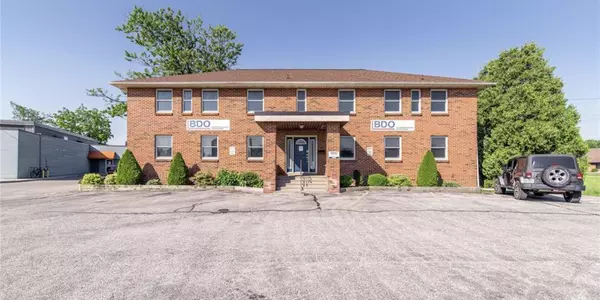 180 Talbot ST S, Essex, ON N8M 1B6