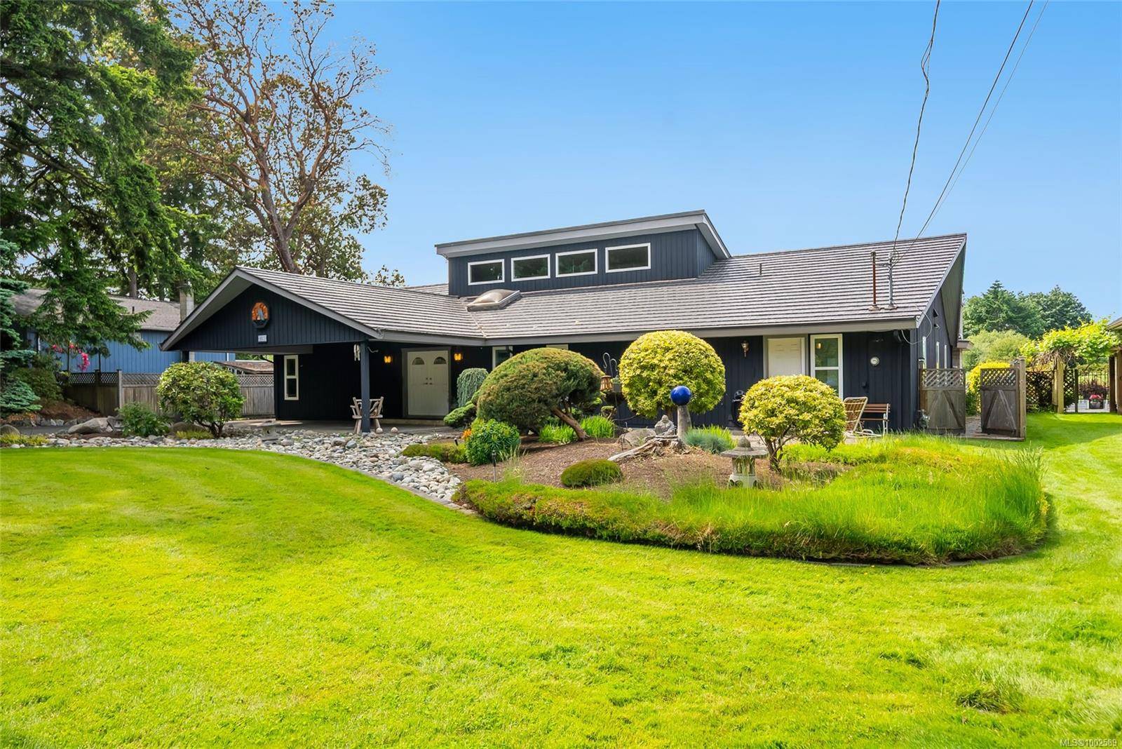 807 Shorewood Dr, Parksville, BC V9P 1S1