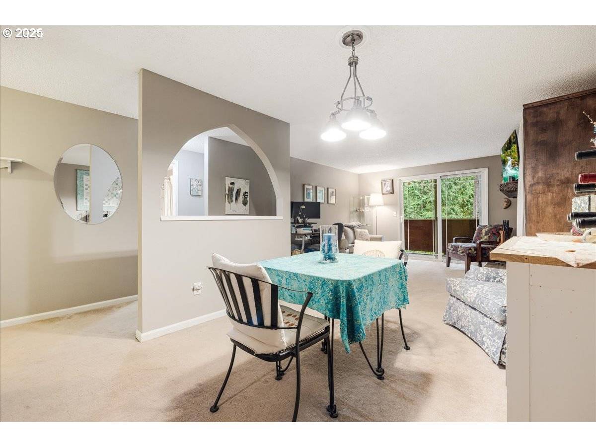 Wilsonville, OR 97070,29700 SW COURTSIDE DR #43