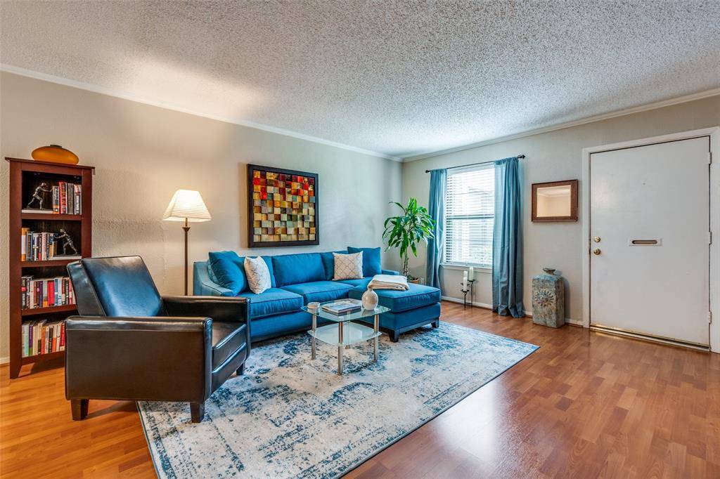 Dallas, TX 75235,5037 N Hall Street #5037
