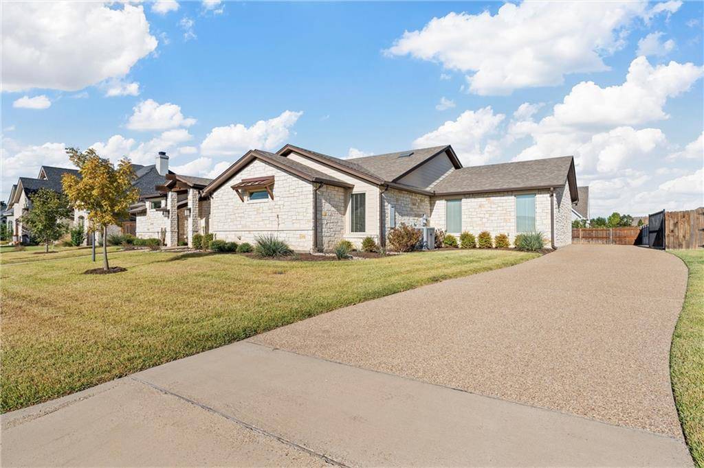 Mcgregor, TX 76657,313 Stone Manor Drive