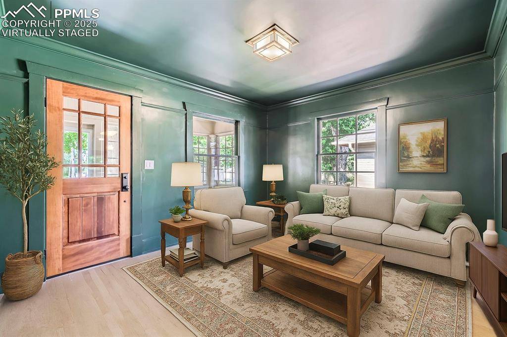 Colorado Springs, CO 80907,420 E Fontanero ST
