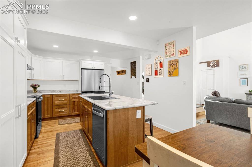 Colorado Springs, CO 80906,55 Woodbridge DR