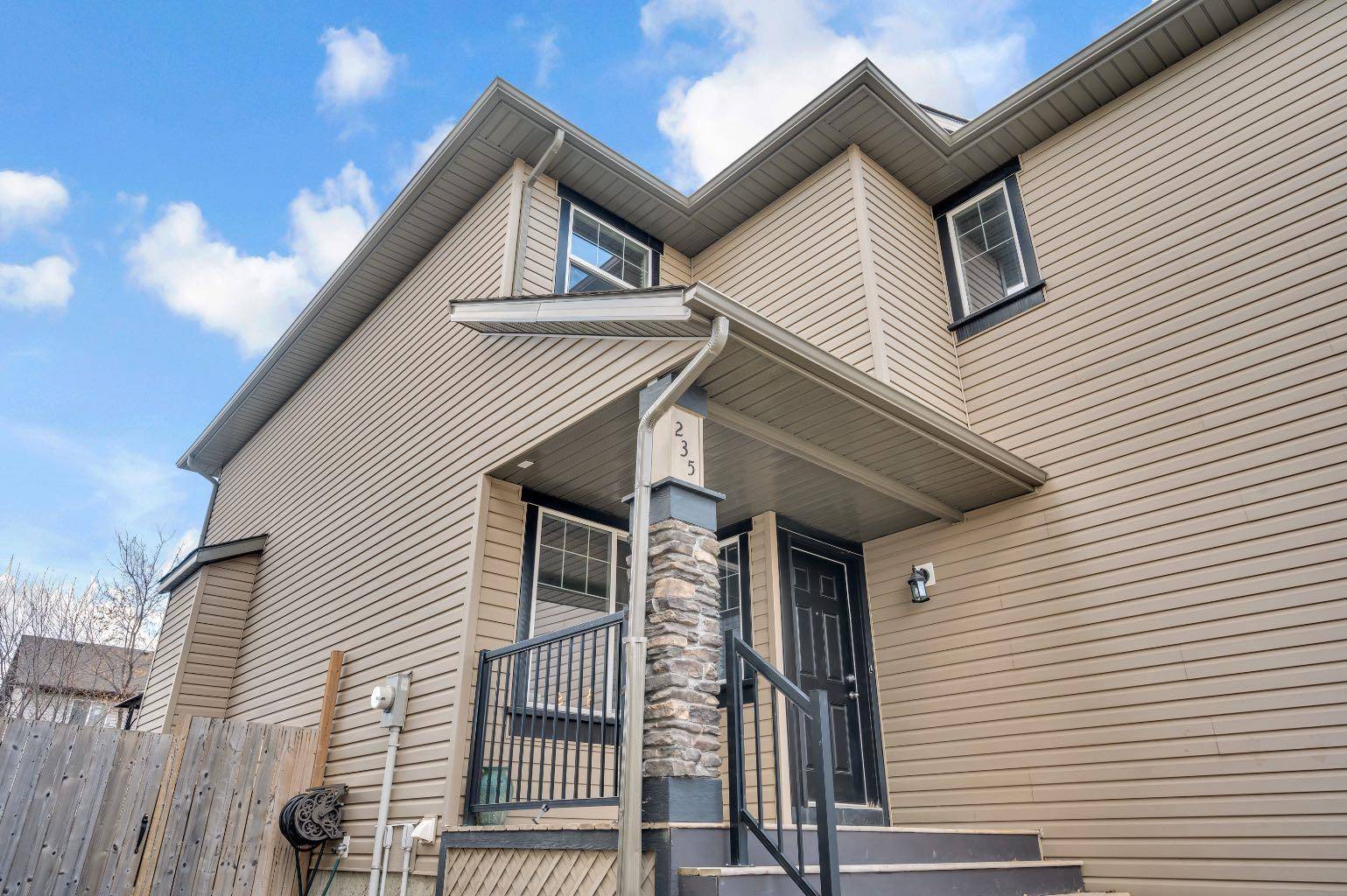 Chestermere, AB T1X1T5,235 Hawkmere RD