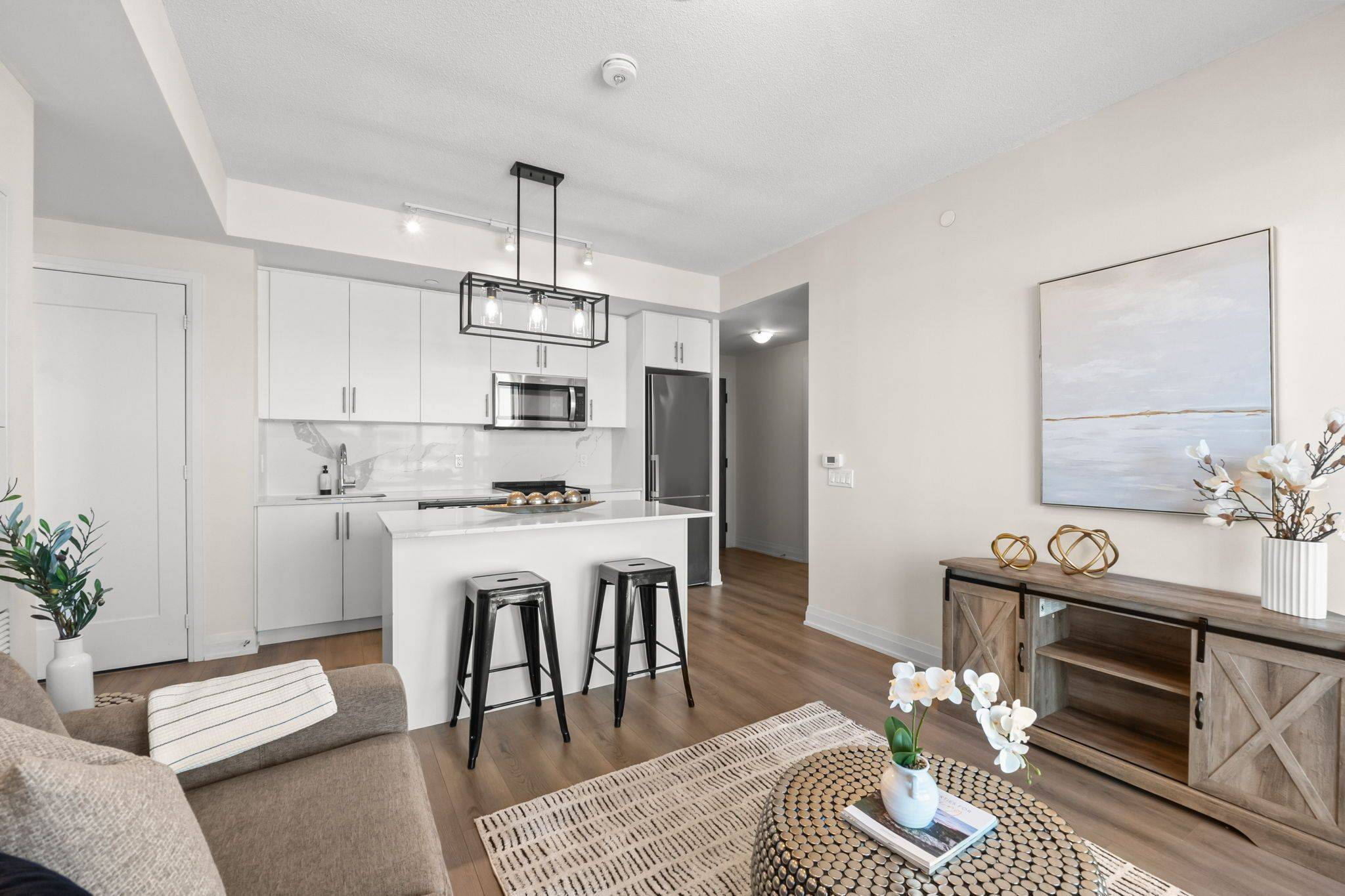 Oakville, ON L6M 1L9,509 Dundas ST W #512