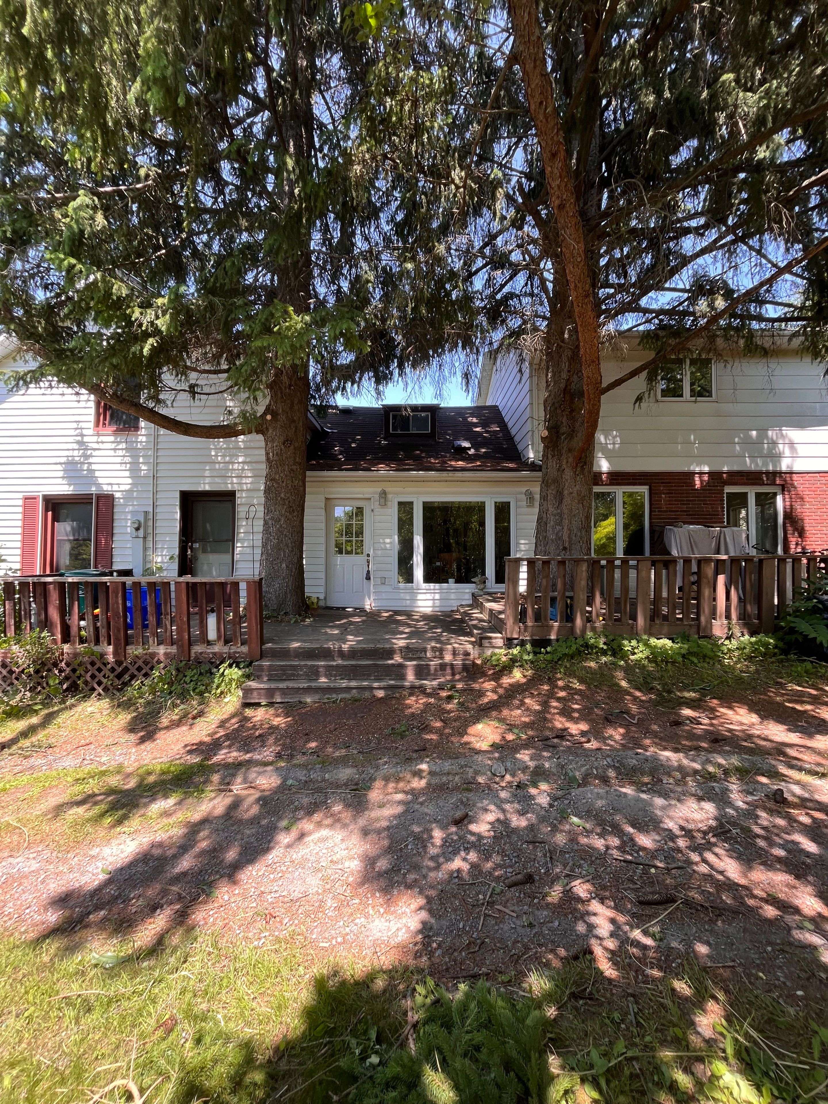 Quinte West, ON K0K 3E0,2014 Foxboro Stirling RD