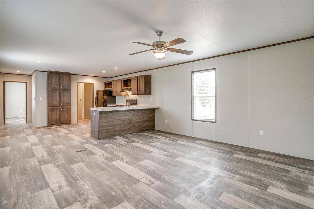 Granbury, TX 76048,6111 New Mexico Trail