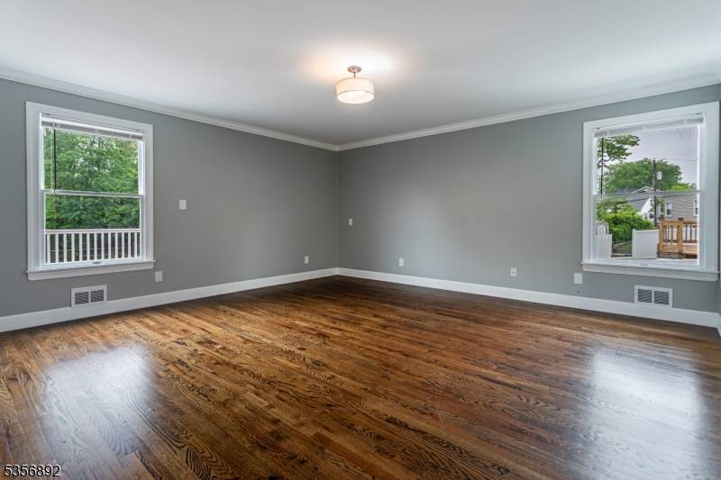 Clark Twp., NJ 07066,1673 Raritan Rd