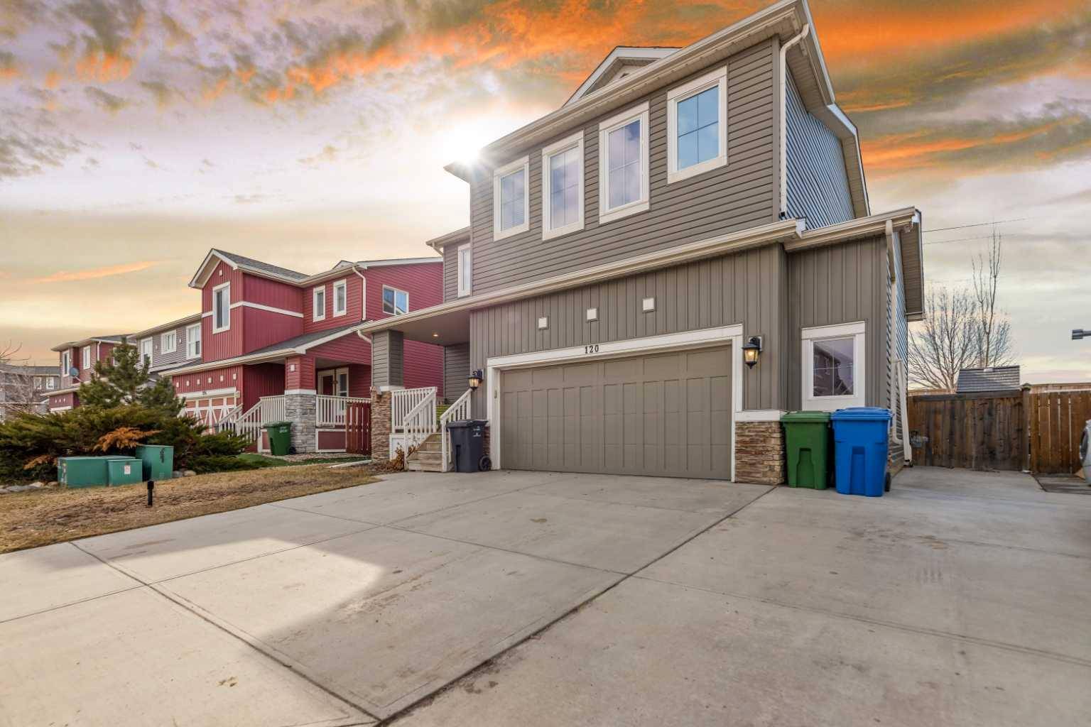 Chestermere, AB T1X0B4,120 West Creek Green