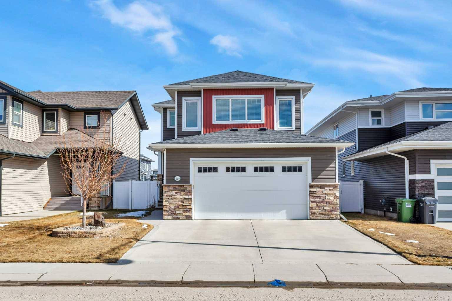 109 Lalor DR, Red Deer, AB T4R 0R6