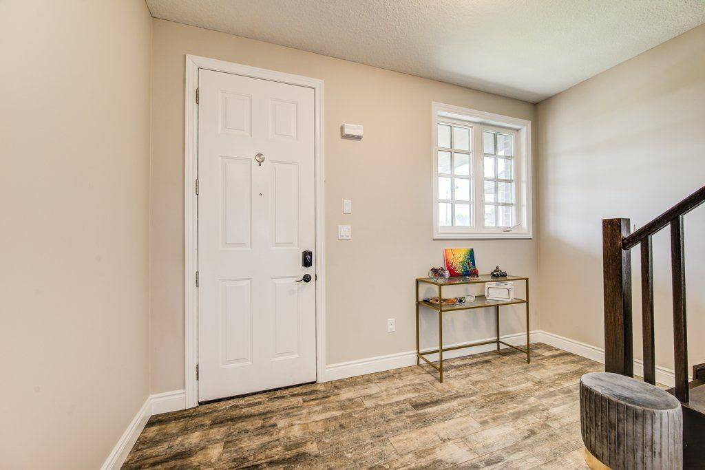 Woolwich, ON N3B 0B5,318 William ST