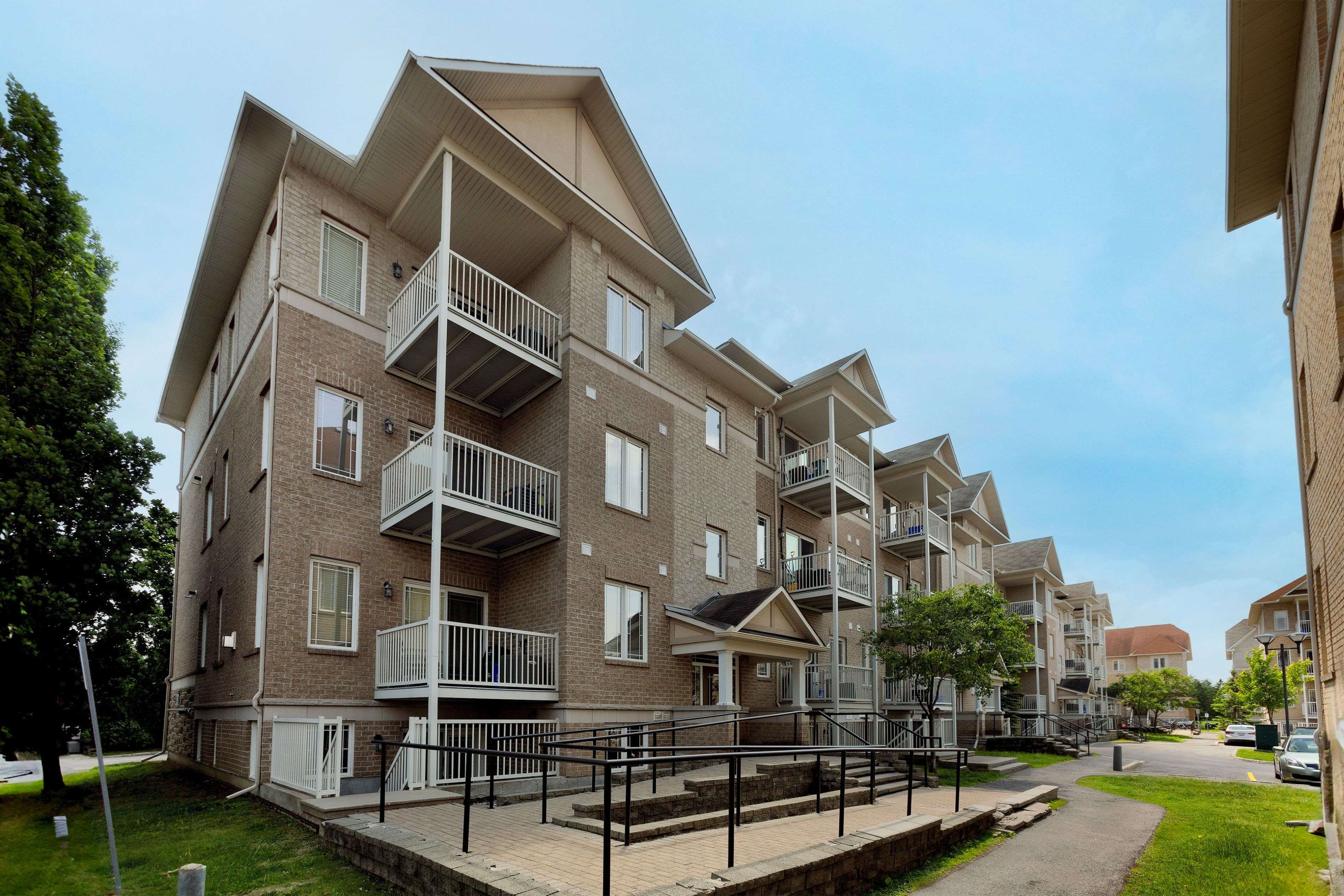 South Of Baseline To Knoxdale, ON K2G 4N7,188 Paseo Private #8