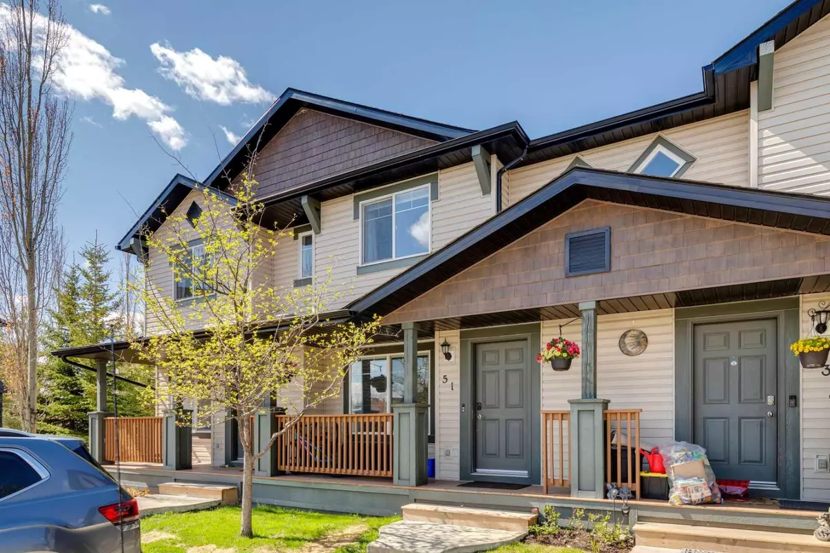 Okotoks, AB T1S0C9,105 Drake Landing Common #51