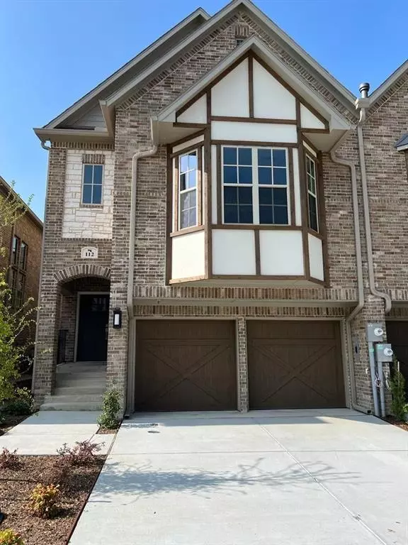 112 Harwood Drive, Lewisville, TX 75067