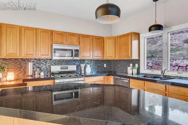 Colorado Springs, CO 80919,4920 Braeburn WAY