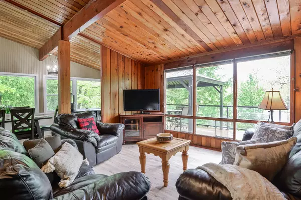 Severn, ON L0K 2B0,5335 Claresbridge LN