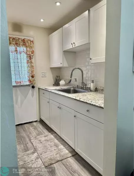 17050 NE 14th Ave #110, North Miami Beach, FL 33162