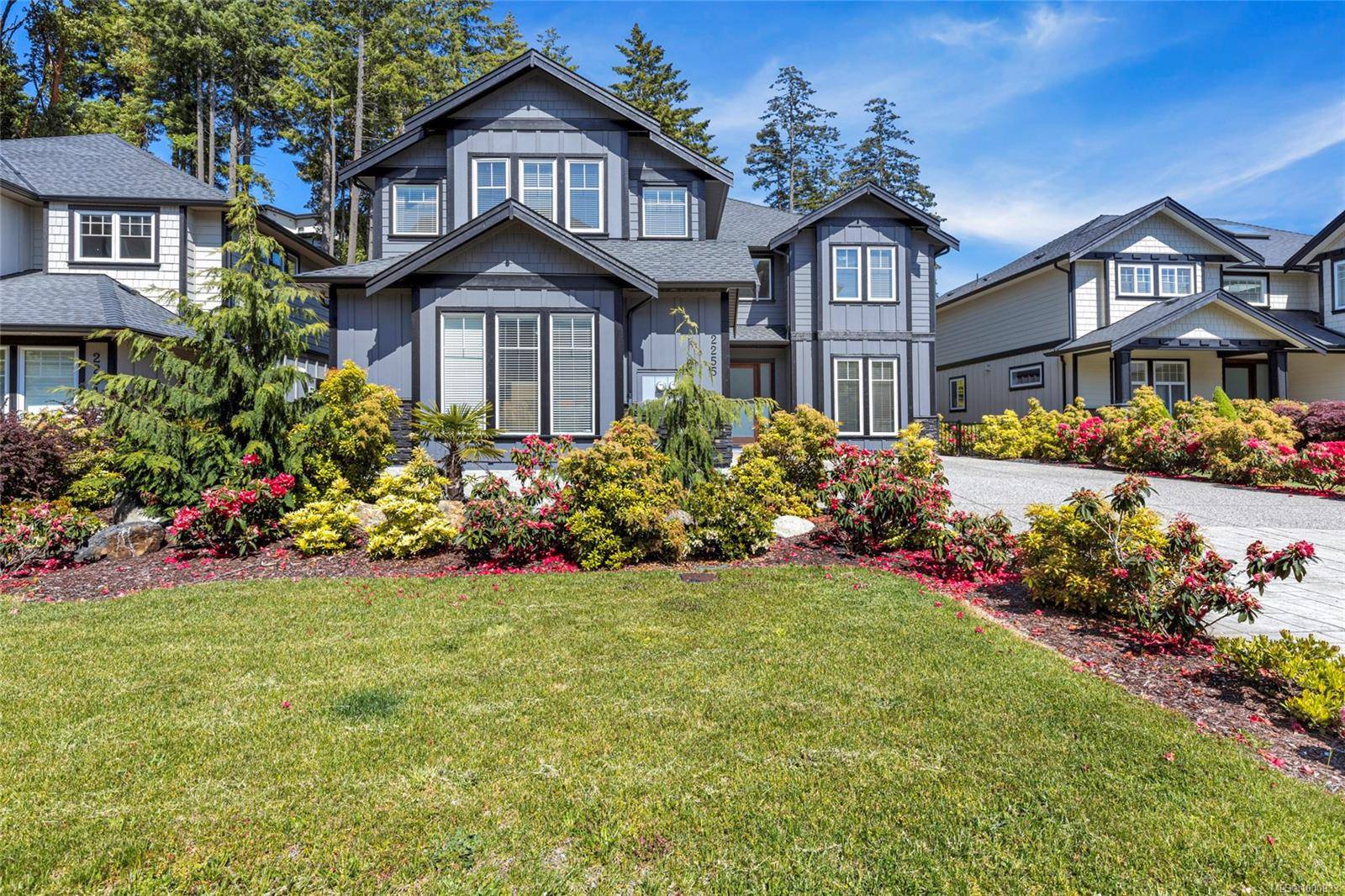 Langford, BC V9B 0L2,2255 Nicklaus Dr