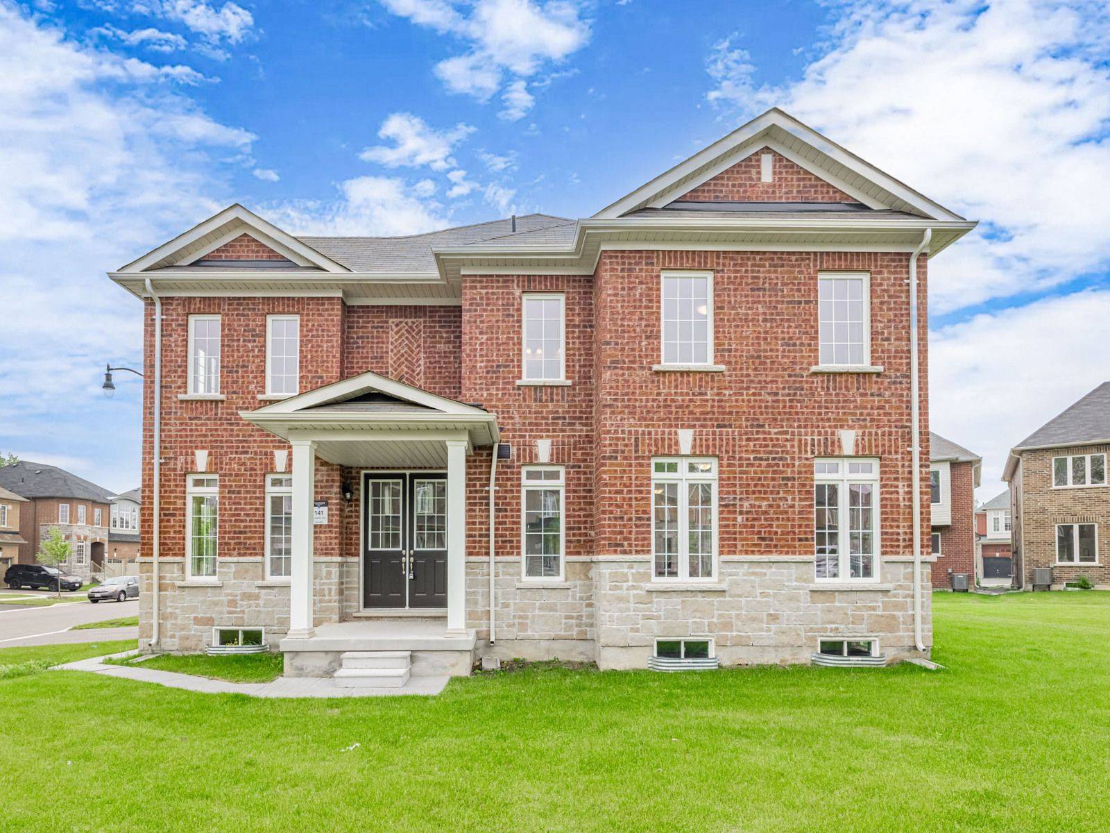 15 Unwind CRES, Brampton, ON L6X 0B3