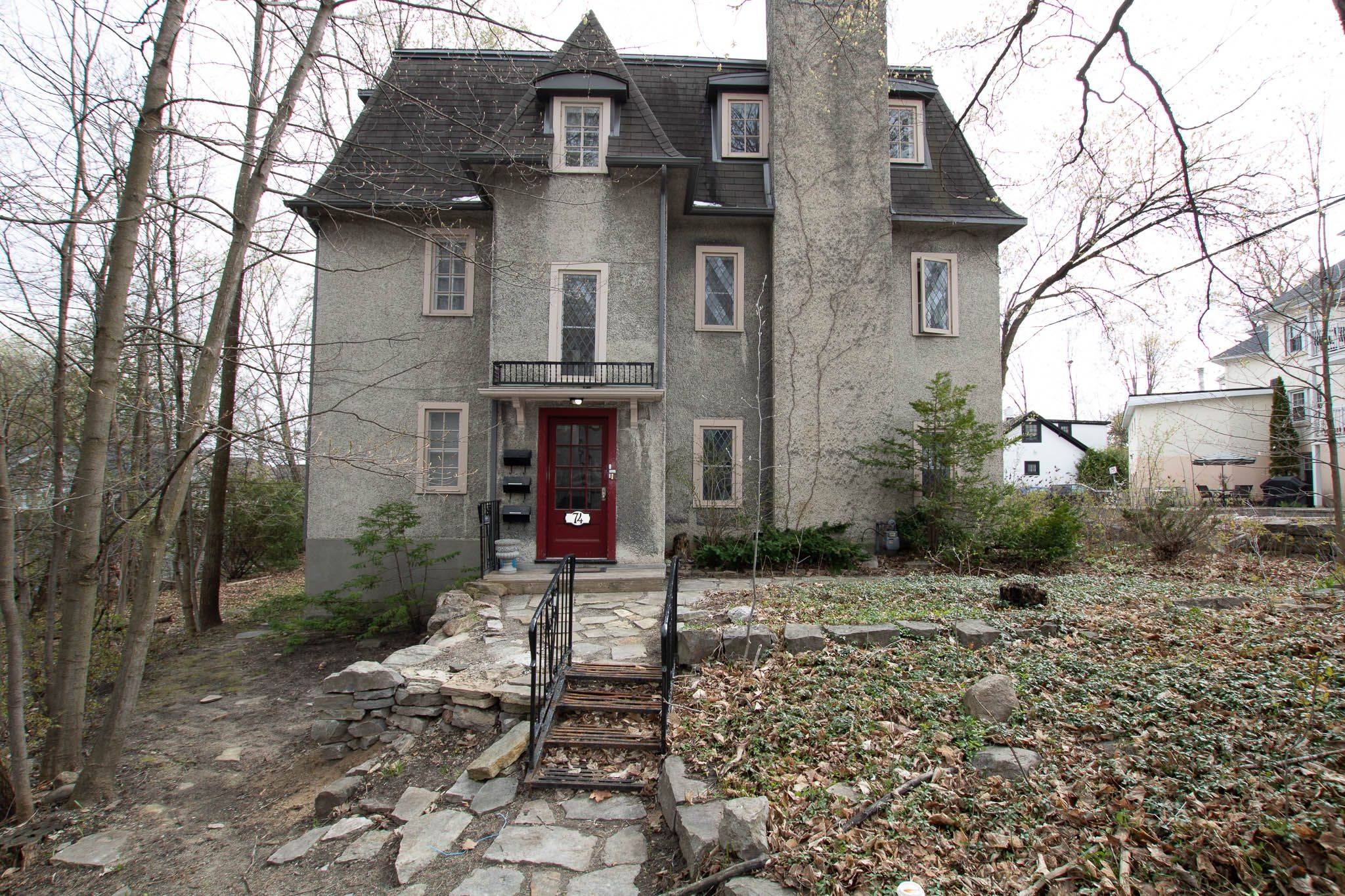 74 Acacia AVE #3, Rockcliffe Park, ON K1M 0P6