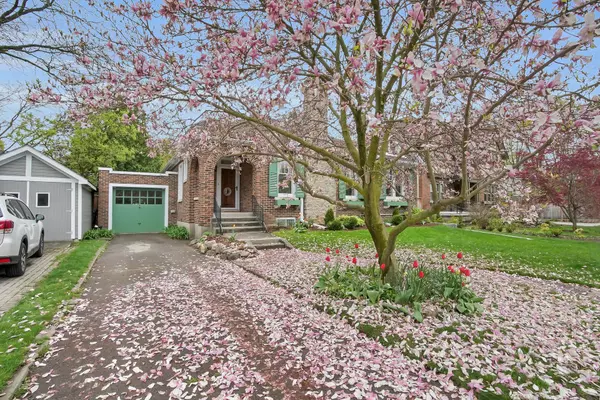 London East, ON N6A 2C6,329 Victoria ST
