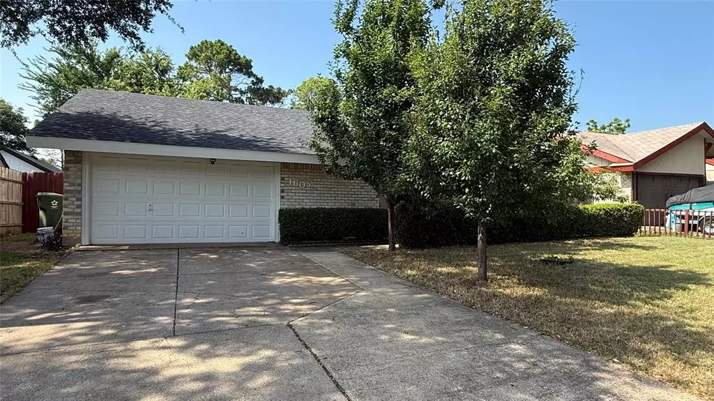 1602 Marblehead Drive, Lewisville, TX 75067