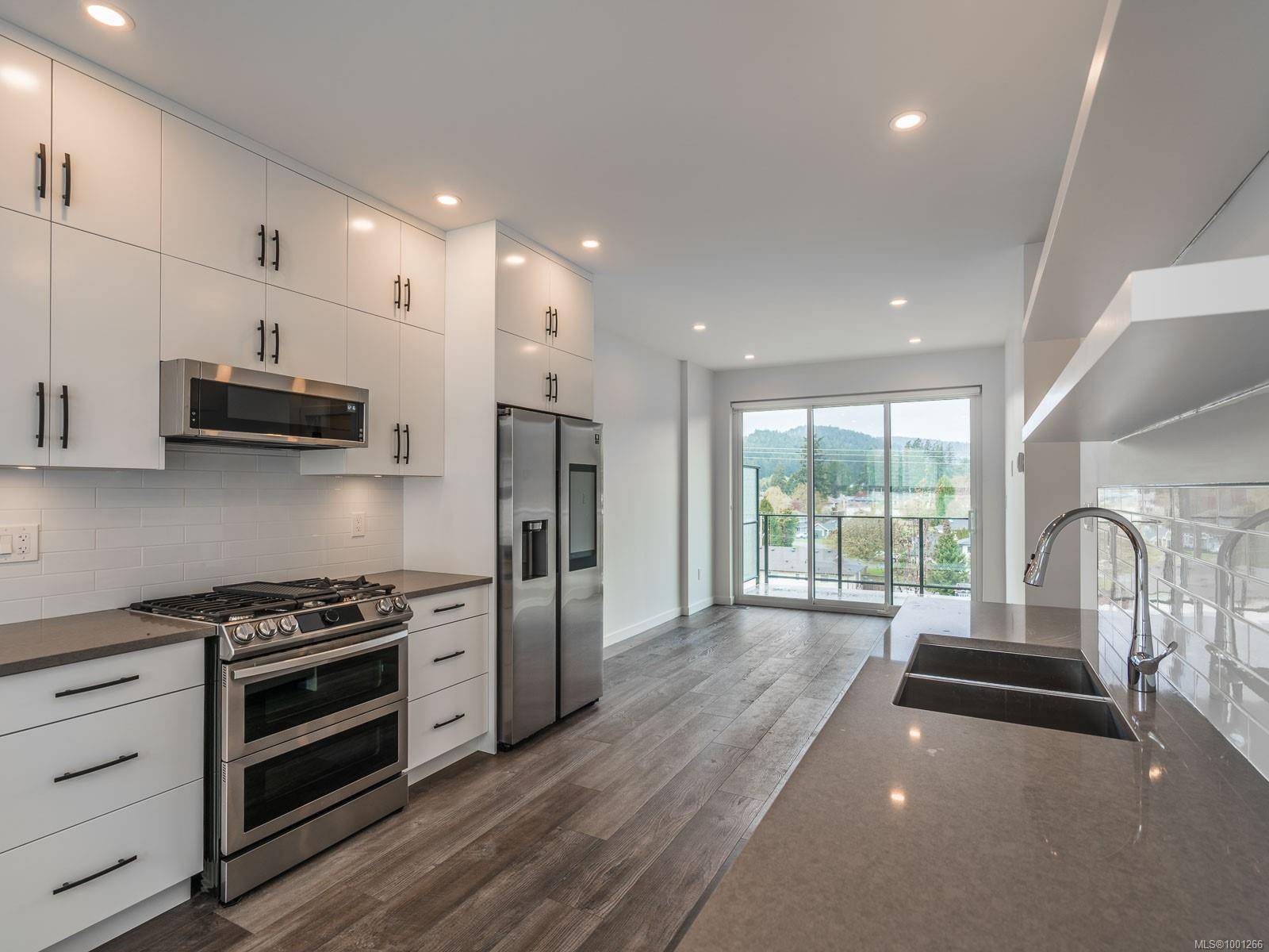 Langford, BC V9B 6Z1,1120 Pullman Close